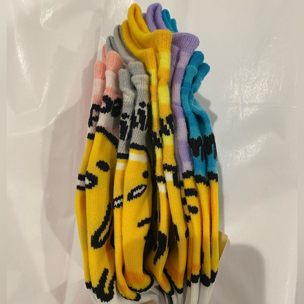 NWT Sanrio Gudetama Socks - 5 pairs - Picture 4 of 5
